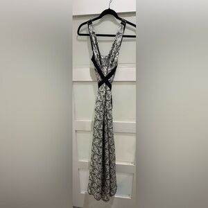 Elegant Black and White Maxi Dress